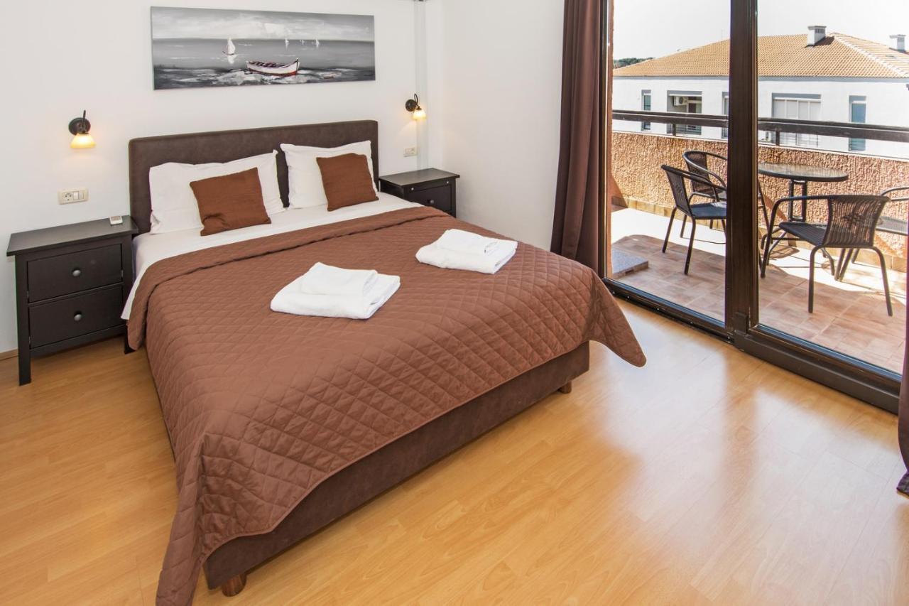 Bed & Breakfast Anita Medulin Buitenkant foto